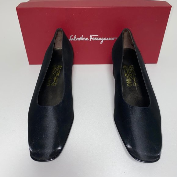 SALVATORE FERRAGAMO Leather Shoes Italy - Picture 4 of 8
